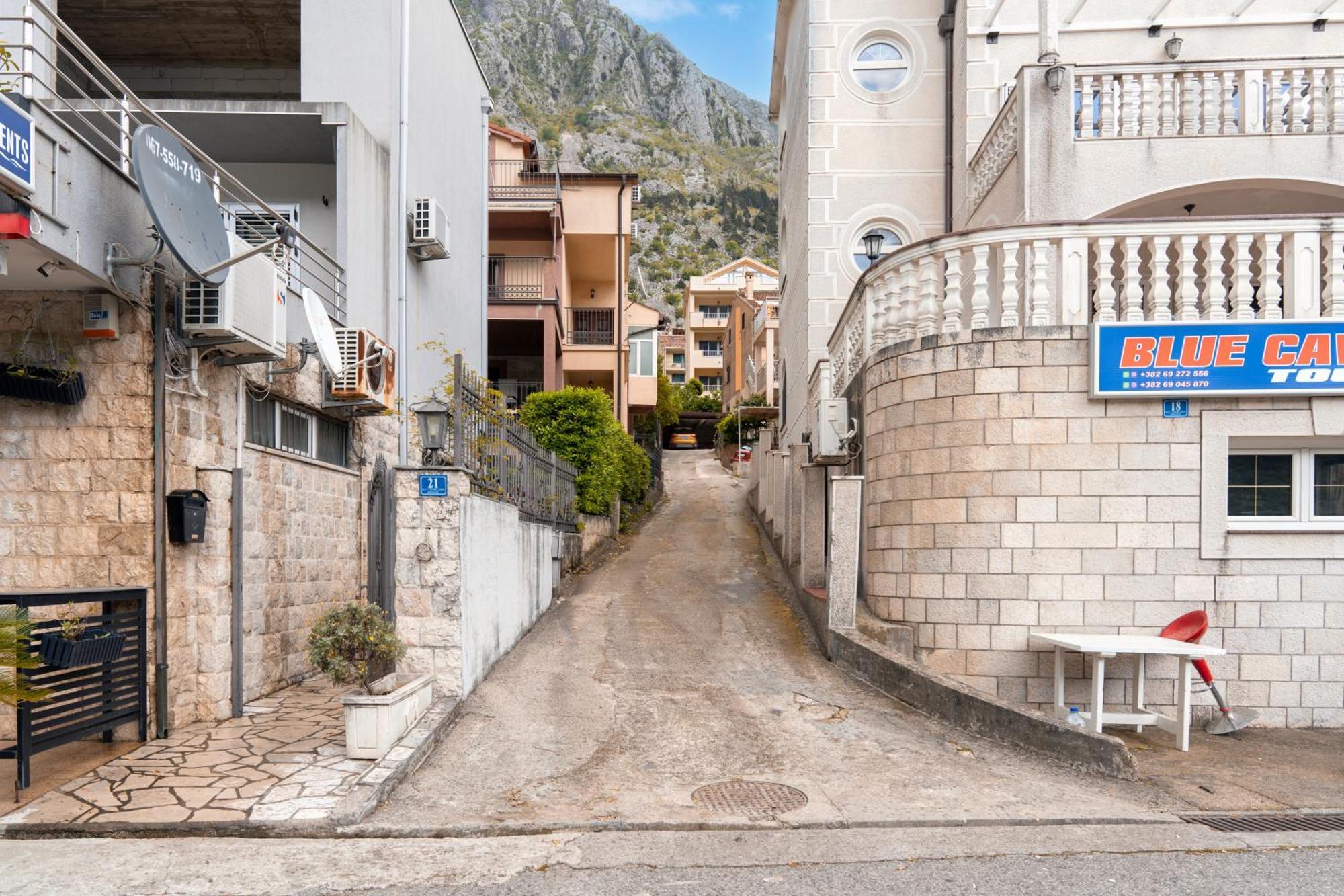 Apartment Busola 科托尔 外观 照片